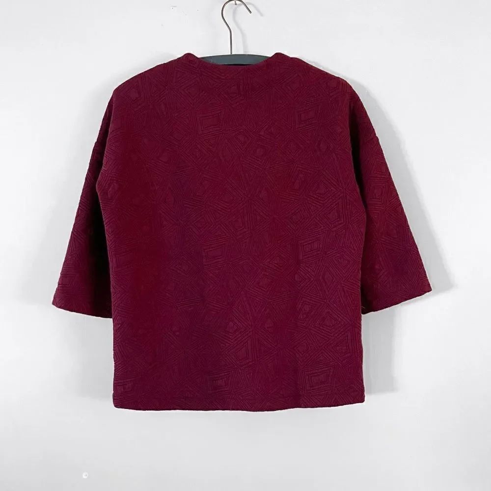 BCBG Oversized Textured Sweater Top - Picture 4 of 6